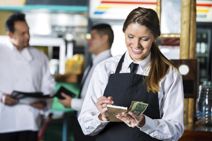 waiters-jobs-tips-proven-techniques-to-get-more-gratuity-return-2-paradise